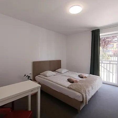 Firstroom 格但斯克